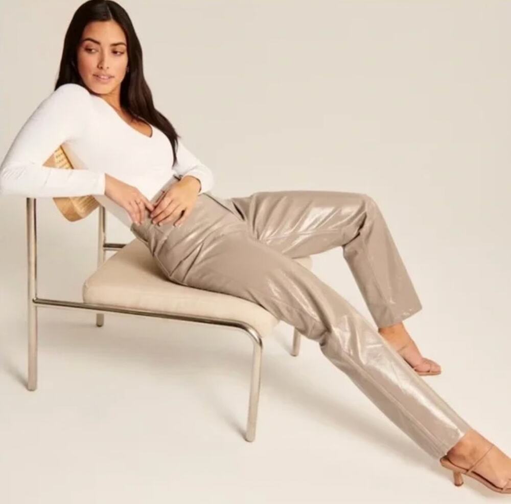 ABERCROMBIE The 90s Straight Ultra High Rise Pleather Pants Curve Love Taupe 30